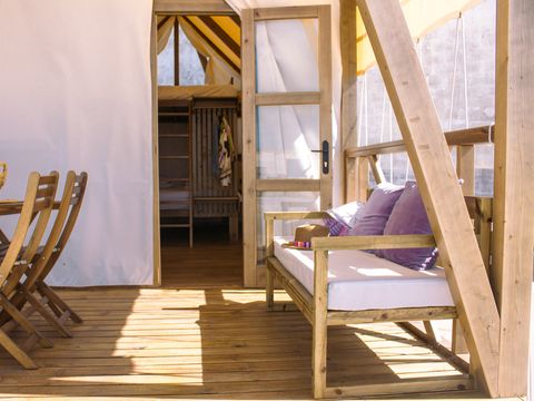 TENTE TOILE ET BOIS 4 personnes - Glamping