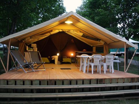 CANVAS AND WOOD TENT 4 people - Lodge Nature - Without sanitary facilities