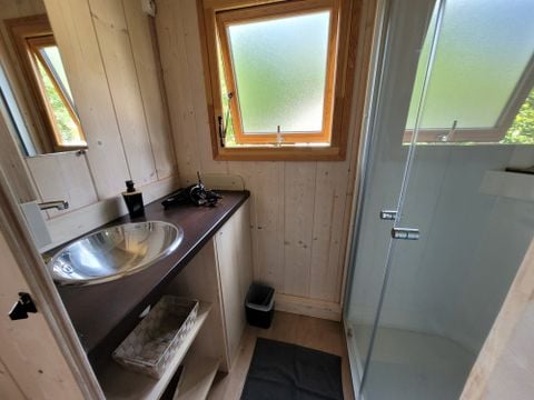 UNUSUAL ACCOMMODATION 5 people - Insolite Premium - Cabane lodge Africa 2 bedrooms - with sanitary facilities