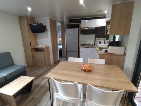 MOBILE HOME 6 people - Privilège 3 bedrooms - 1 bathroom - air conditioning + TV