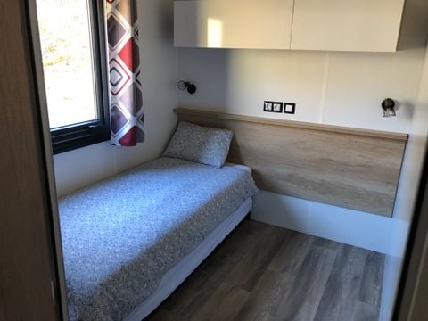 MOBILHOME 6 personnes - Privilège 3 chambres - 2 salles de bain - climatisation + TV