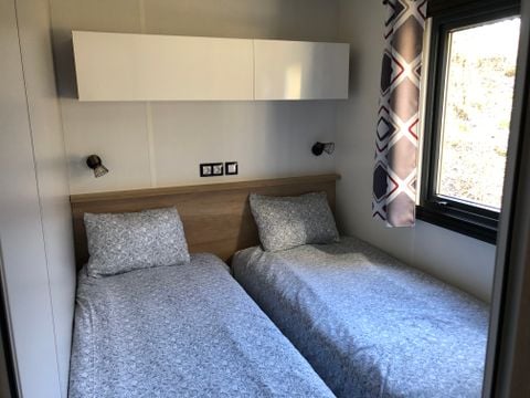 MOBILHOME 6 personnes - Privilège 3 chambres - 2 salles de bain - climatisation + TV