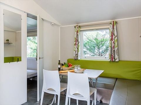 MOBILHOME 6 personnes - Classic XL | 2 Ch. | 4/6 Pers. | Terrasse surélevée