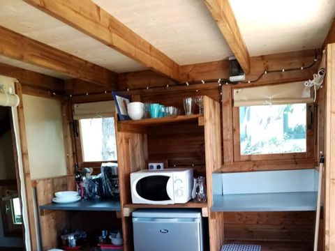 CANVAS AND WOOD TENT 4 people - LODGE Cocotier (without sanitary facilities)
