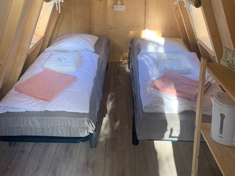 UNUSUAL ACCOMMODATION 4 people - Tipi hut 12m², 2 bedrooms 2023 without private bathroom