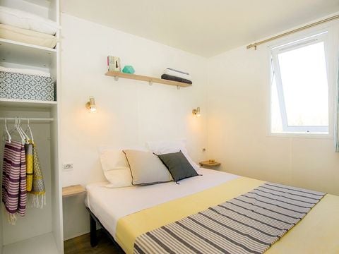 MOBILE HOME 4 people - Mobile-home | Comfort XL | 2 Bedrooms | 4 Pers. | Raised terrace | Air-con.