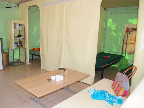 CANVAS BUNGALOW 5 people - Camper (without sanitary facilities)