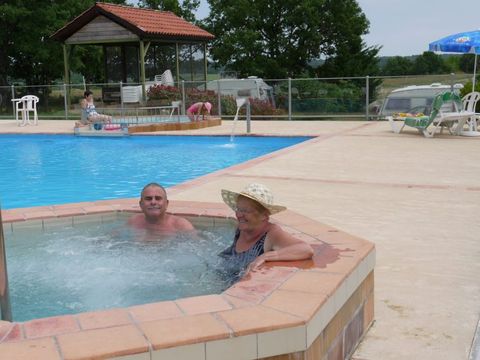 Camping La Fontaine du Roc - Camping Lot-et-Garonne - Image N°8