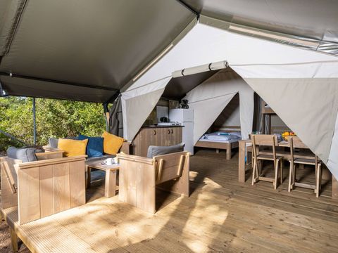 TENTE TOILE ET BOIS 5 personnes - Safari Confort