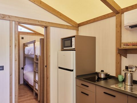 TENTE TOILE ET BOIS 4 personnes - Glamping