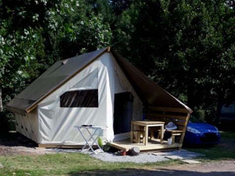 CANVAS AND WOOD TENT 5 people - Sahari (without sanitary facilities)