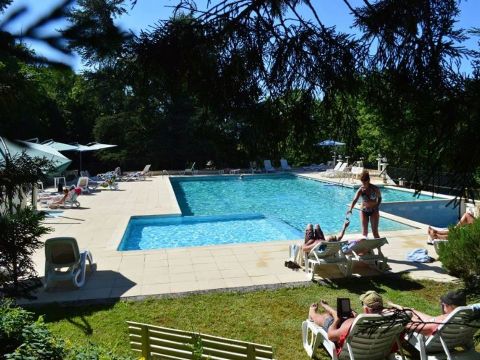 Camping Château de Lacomté - Camping Lot