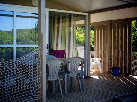 CHALET 5 people - 28m² COMFORT 2 bedrooms + semi-covered terrace