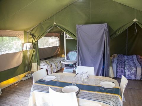 TENT 5 people - Comfort 37 m² 2 bedrooms (without bathroom)