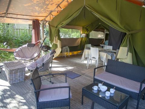 TENT 5 people - Comfort 37 m² 2 bedrooms (without bathroom)