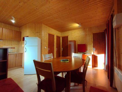 CHALET 4 people - Lake view room (2 bedrooms)