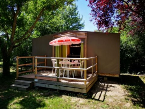 CANVAS AND WOOD TENT 5 people - Maori Lodge - without sanitary facilities