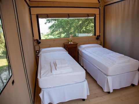 HÉBERGEMENT INSOLITE 4 personnes - AIRSTREAM LODGE