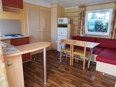 MOBILE HOME 4 people - 2 Standard rooms (+12yrs) Covered terrace 21-25m².