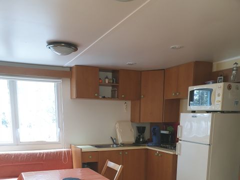 MOBILHOME 4 personnes - CAMPING ACAPULCO/ MH  2 chambres économic Terrasse couverte  (modèle +de 15ans) 21-25m²