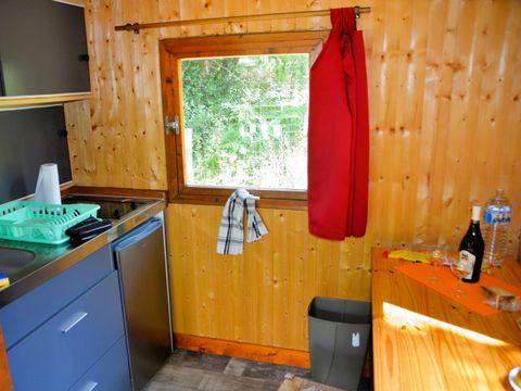 CHALET 4 personnes - SANS SANITAIRES