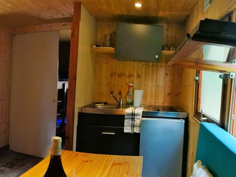 CHALET 6 people - WITHOUT SANITARY FACILITIES WITH SHOWER