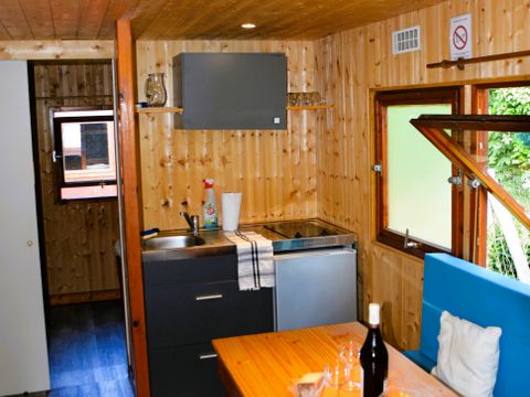 CHALET 6 people - WITHOUT SANITARY FACILITIES WITH SHOWER