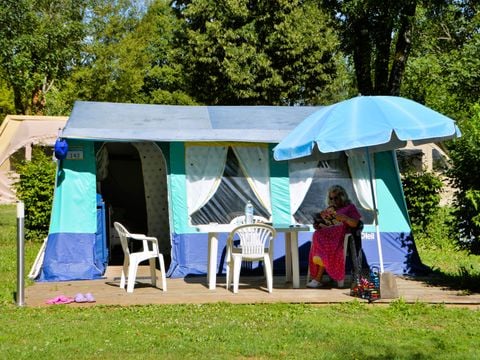 CANVAS BUNGALOW 6 people - WITHOUT SANITARY FACILITIES