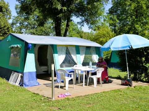 CANVAS BUNGALOW 6 people - WITHOUT SANITARY FACILITIES