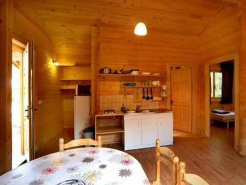 CHALET 6 personnes - Chalet Romarin 2 chambres avec climatisation et TV