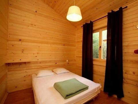 CHALET 6 personnes - Chalet Romarin 2 chambres avec climatisation et TV