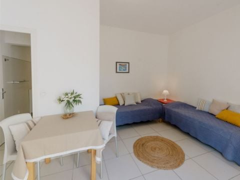 APARTMENT 6 people - Large 2 room flat / 6 persons