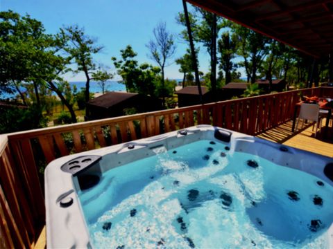 LODGE 9 people - Lodge Prestige sur pilotis front mer 7p 3Ch SPA