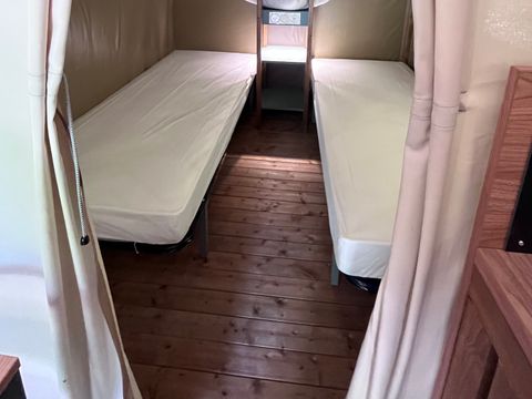 HÉBERGEMENT INSOLITE 4 personnes - WOODY LODGE 24 M²  avec sanitaires