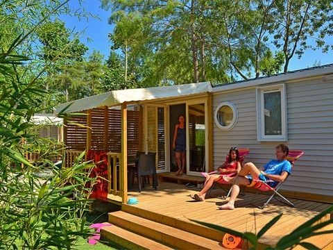 MOBILE HOME 6 people - Loisir+ sleeps 6 3 bedrooms 2 bathrooms 39m² living area