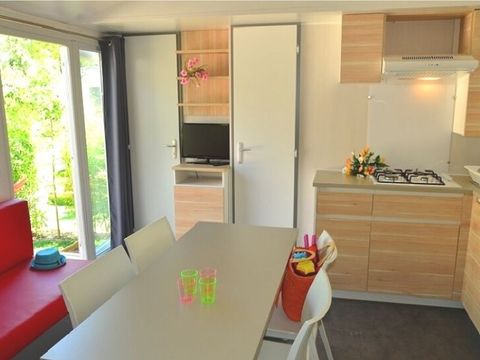 MOBILHOME 8 personnes - Loisir+ 8 personnes 3 chambres 33m²