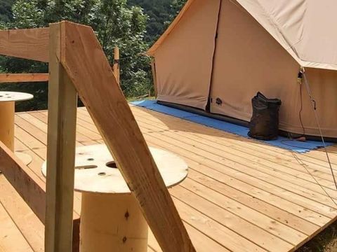 UNUSUAL ACCOMMODATION 4 people - Inuit tent