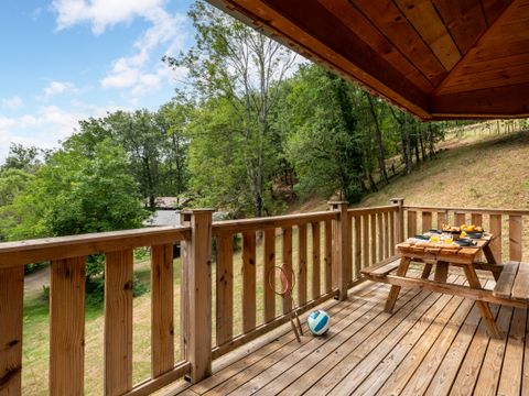 UNUSUAL ACCOMMODATION 5 people - Wooden cabin on stilts 2 Rooms 5 People