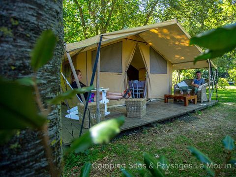 CANVAS AND WOOD TENT 4 people - LODGE NATURE - without sanitary facilities 20 m² (20 sqm)