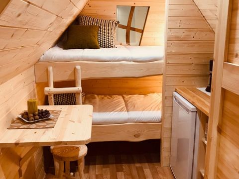 UNUSUAL ACCOMMODATION 4 people - Premium Unusual Mini Magic Hut