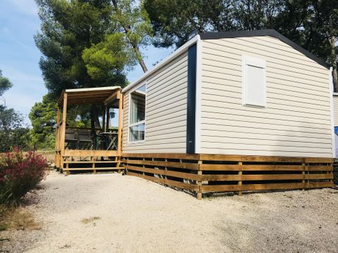 MOBILE HOME 4 people - 2 BEDROOM COMFORT mobile home 7.5mx4m (28-30m2) + semi-covered terrace + air conditioning + television