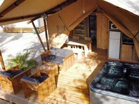 CANVAS AND WOOD TENT 4 people - WOODY Eco-Lodge 2 bedrooms