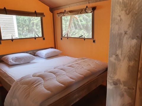 CANVAS AND WOOD TENT 4 people - WOODY Eco-Lodge 2 bedrooms