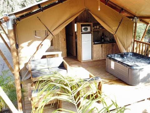 CANVAS AND WOOD TENT 4 people - WOODY Eco-Lodge 2 bedrooms