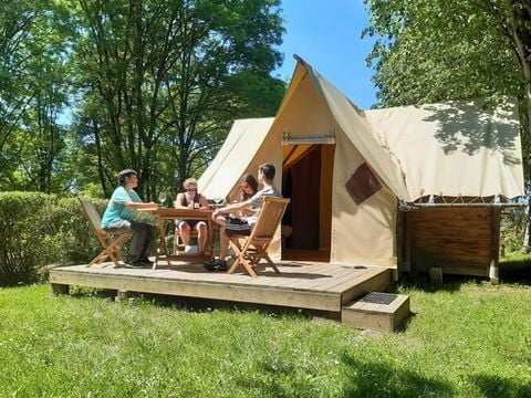 CANVAS AND WOOD TENT 4 people - Lodge Comfort