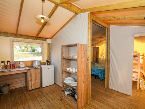 MOBILHOME 4 personnes - Eco Lodge Standard PMR 25m² - 2 chambres, sans sanitaire + terrasse