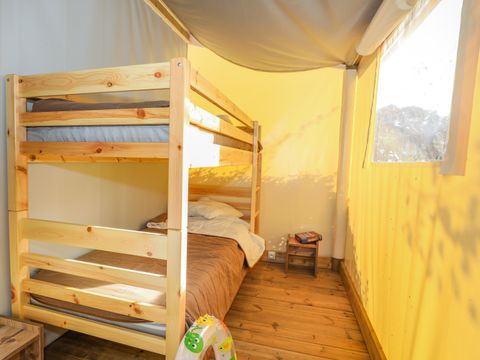 MOBILHOME 4 personnes - Eco Lodge Standard PMR 25m² - 2 chambres, sans sanitaire + terrasse