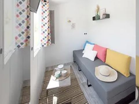 MOBILHOME 2 personnes - Mobil-home Confort 20m² - 1 chambre + terrasse intégrée