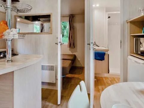 MOBILHOME 5 personnes - Mobil-home Confort 32m² - 2 chambres + TV + terrasse couverte