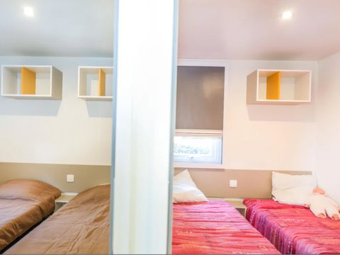 MOBILHOME 6 personnes - Mobil-home Flower Premium  32m² - 3 chambres + lave vaisselle + TV + terrasse